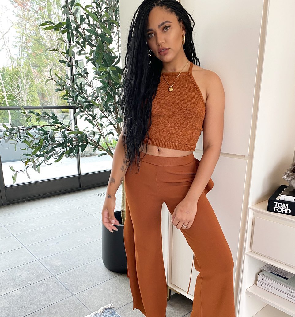 PHOTOS Ayesha Curry a clbr son 33e anniversaire en laissant tomber des photos de bikini! - Photo 6