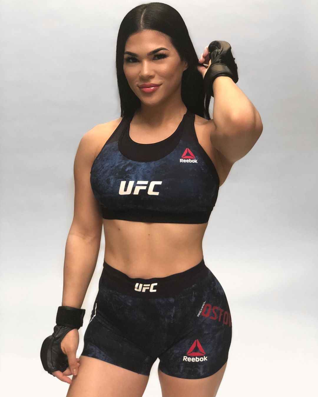 Rachael Ostovich Busting Out of Her Top! - Photo 5