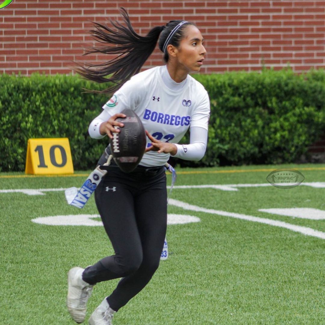 PHOTOS Diana Flores a domin la publicit Women in Flag Football de la NFL! - Photo 14