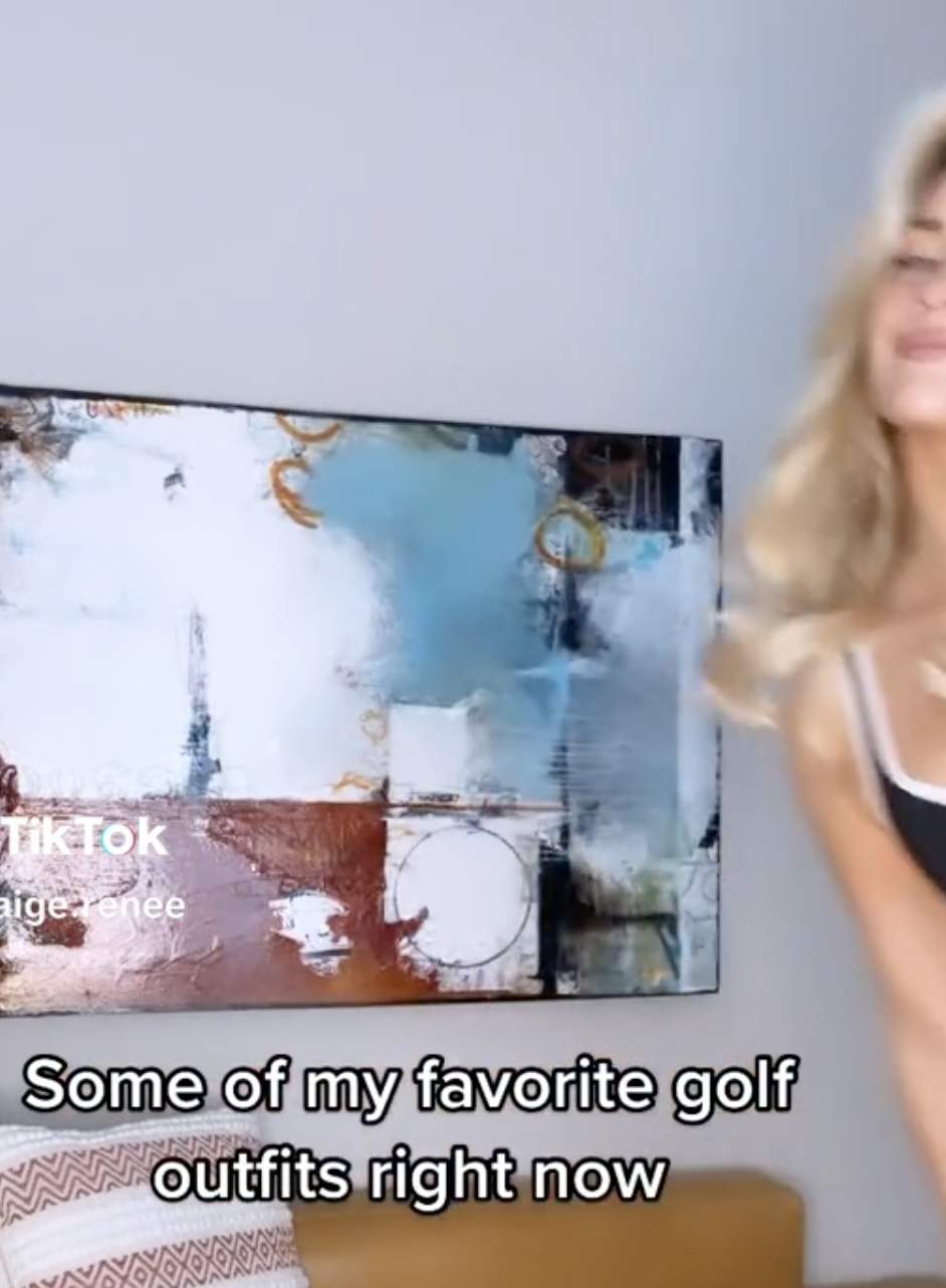 Paige Spiranac Wants to Know if You Pull Out! - Photo 3