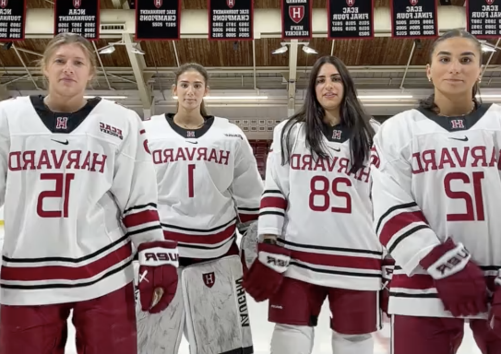 Harvard Women’s Hockey Do a TikTok Dance!